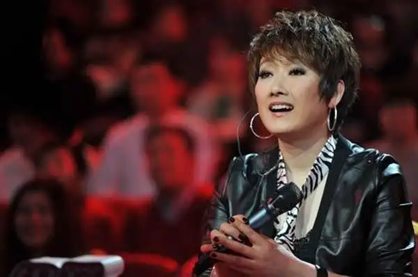 蒙面唱将2成方圆有自己的孩子吗 与前夫王刚并没有婚后生子