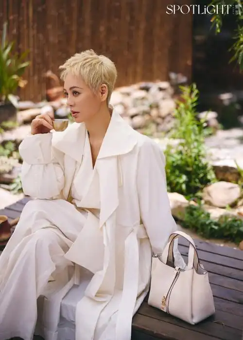 宁静聚光五月刊封面##宁静自在如风大片