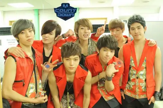 《infinitize》是南韩男团 a target="_blank" href="/item/infinite"