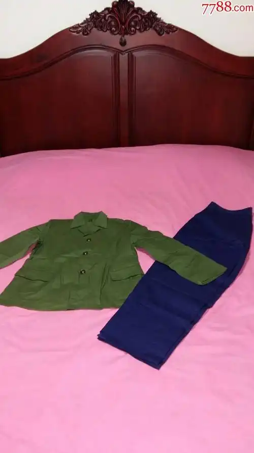 全新原套65式《空军》干部女套装1980年3501厂,付3号《的确良》