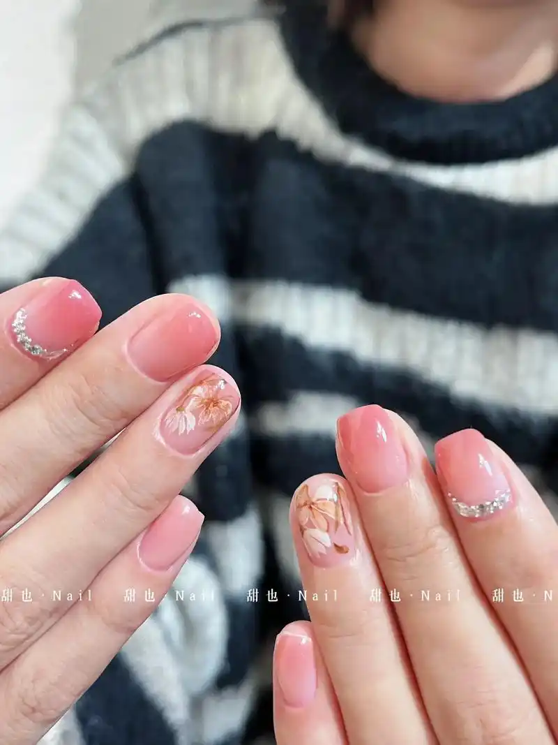 三门峡美甲|  渐变手绘