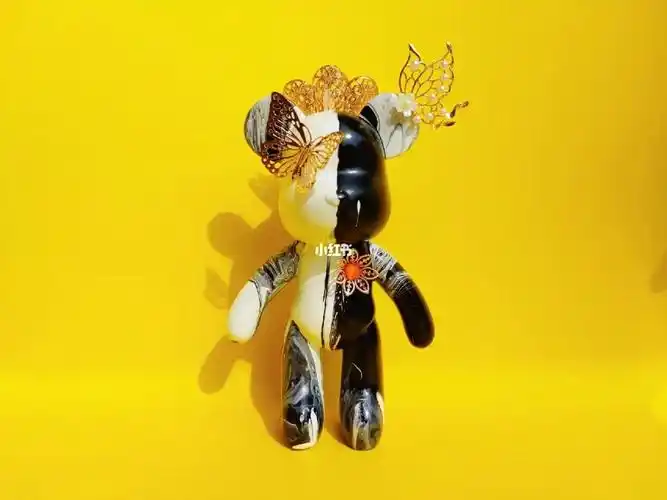 金属系黑白流体暴力熊