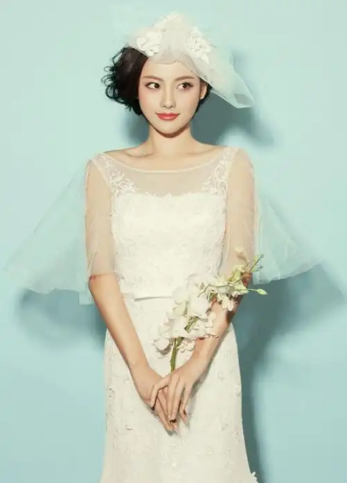 张嘉倪唯美性感婚纱写真高清图片