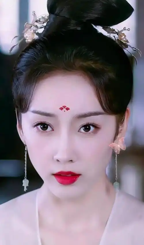 十大古装美女8宣璐回眸万素无从觅依旧千山列翠鬟