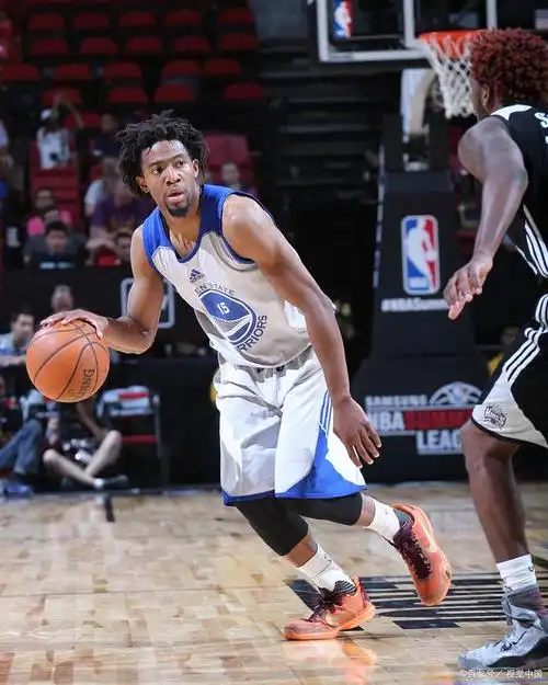 莫兰特持枪事件引发nba高层关注西尔弗亲自会见灰熊新星