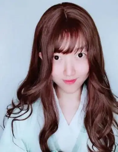 抖音"女装大佬"阿纯,看到他的换装照后,网友:太魔性了吧!