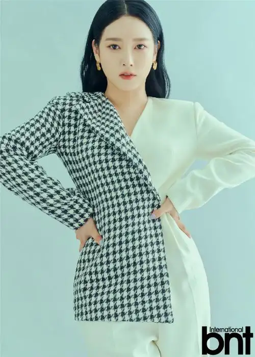 bnt画报#近日,t-ara超话出身的歌手朴昭妍超话拍摄