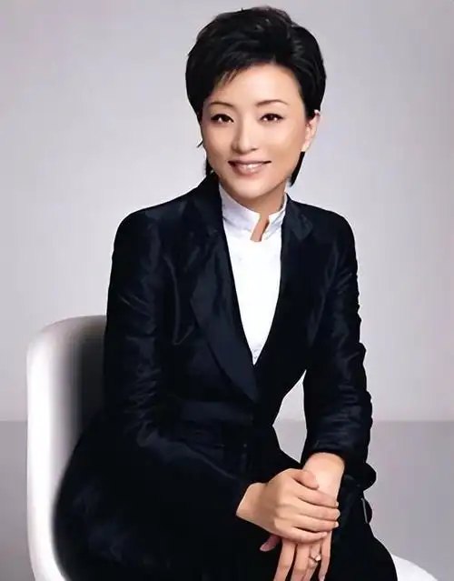 杨澜:我与丈夫早已无爱,若还在一起,对双方都是很不公正的