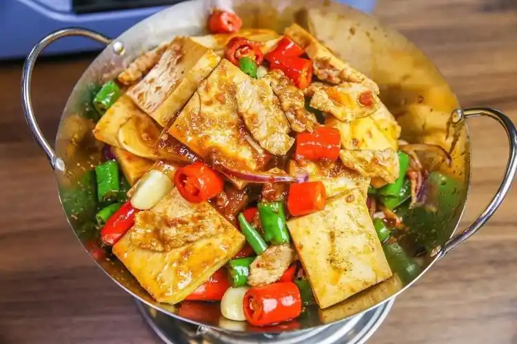 特色菜品打骨折!秋已至天渐凉,是时候吃点正宗川湘菜暖暖胃啦!