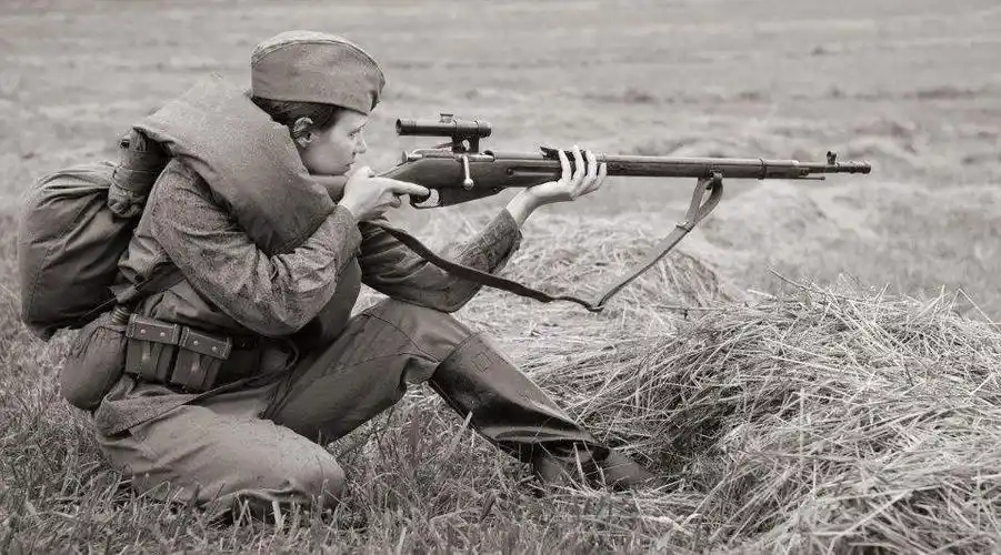 苏联狙击手的武器及其在苏德战争中的战术