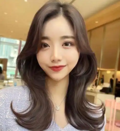 适合中长发的卷发 外翻中长发型最流行_女生卷发 - 美发站