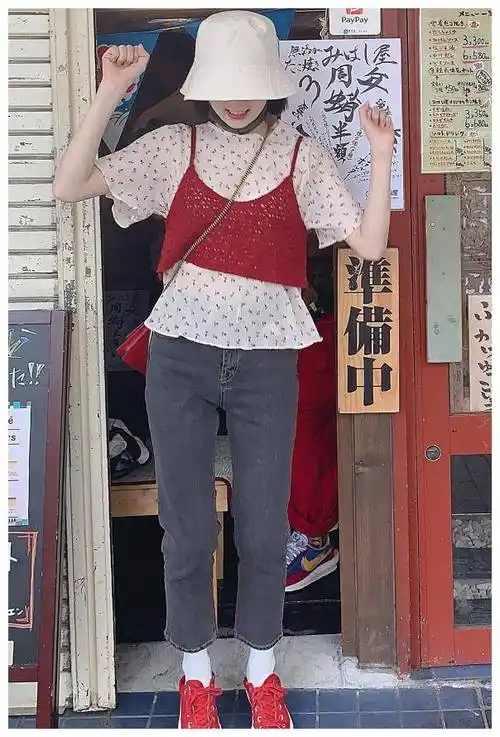 李子璇穿的是啥?