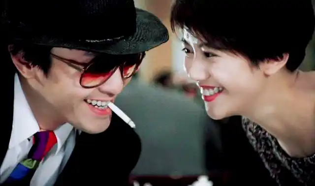 在《国产凌凌漆》里面,那是一个年轻水嫩啊,纯天然!