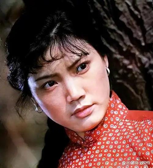 俞飞鸿果然不负众望,成功以优异成绩考取了北京电影学院.