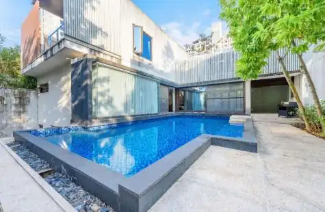 三亚半山半岛二期独栋别墅带花园泳池性价比高