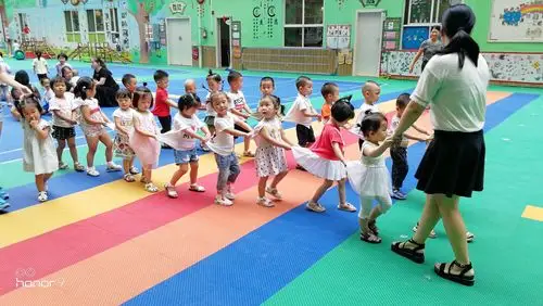 伯爵幼儿园【小二班小可爱】快乐一周