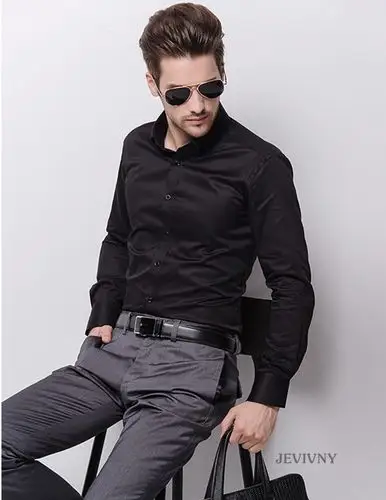 黑色衬衫怎么搭配更加帅气男人味