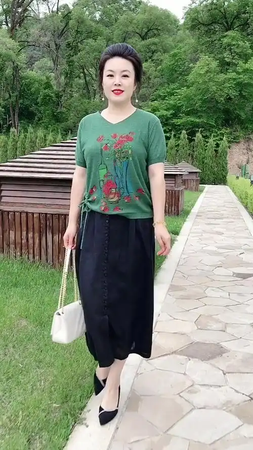 街拍#中年女装微胖穿搭分享