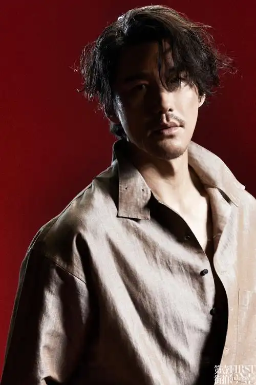 胡兵帅气成熟魅力写真图片29