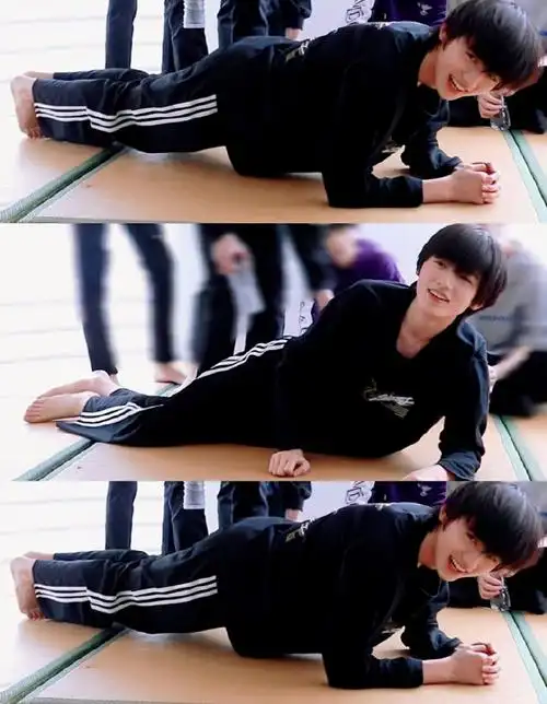 宋亚轩超话97#宋亚轩 遇见十六岁的你#适合当聊天背景的三屏壁纸