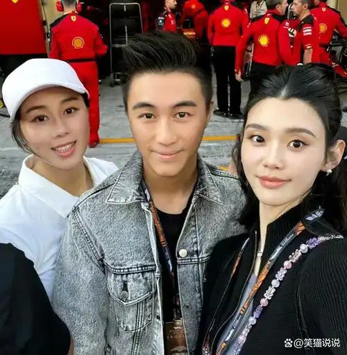 奚梦瑶何猷君亮相赛车场:夫妻甜蜜合照秀恩爱,何超欣同游很欢乐