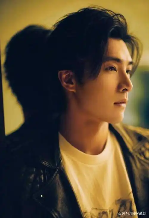 贺军翔公开场合谈堕胎,称不是儿子不生,被采访时一心求子要秘方