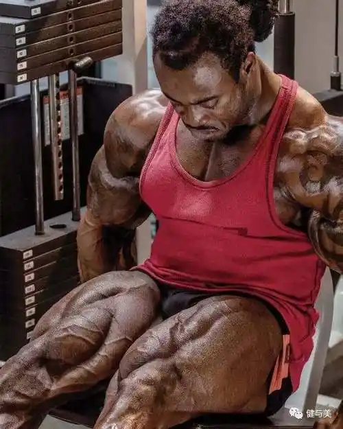 用身体征服世界的王者——博纳克