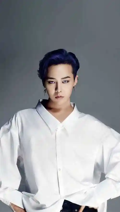 听到这个消息,粉丝们都兴奋得手舞足蹈,纷纷表示要准备好,迎接权志龙