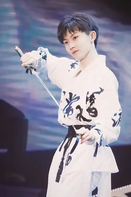 台风少年团/马嘉祺