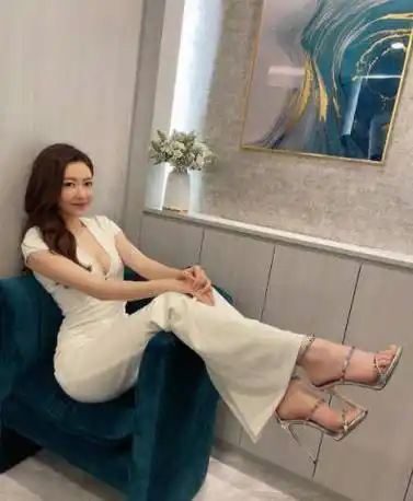 原创熊黛林被吴君如说被甄子丹嫌弃演技今还敢演家族荣耀