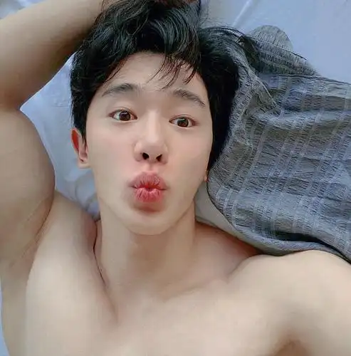 无组规日男爱豆的腋毛管理慎