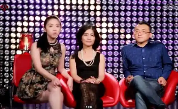 纪实北京小伙与单亲妈妈牵手成功17岁年龄差到底是作秀还是真爱