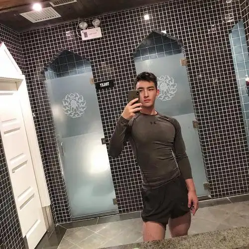 环境卫士小飞熊的相册-艺人毛若懿