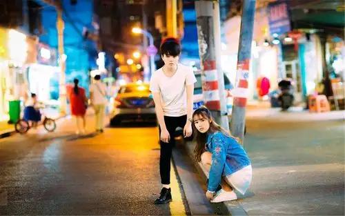 小情侣唯美清新写真高清电脑壁纸图片下载