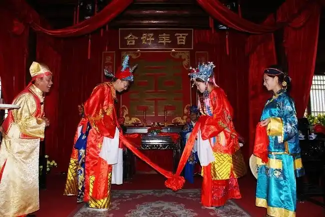 彭林家四季空灵的蟾影