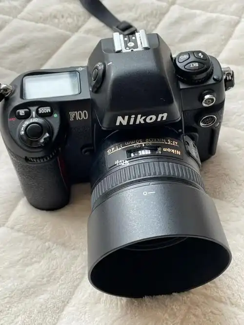 新入手尼康f100胶片机