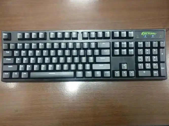 [电脑外设]凯酷 k9 佳达隆黄轴 g黄轴 104机械键盘 无灯