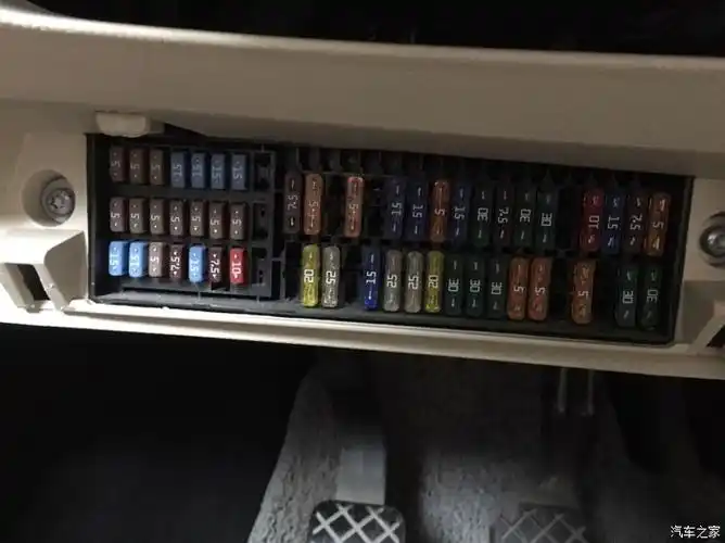 12款保险丝图解