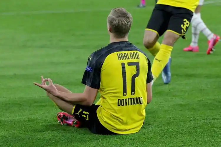 曼城下赛季新人前锋哈兰德图片大全流量警告