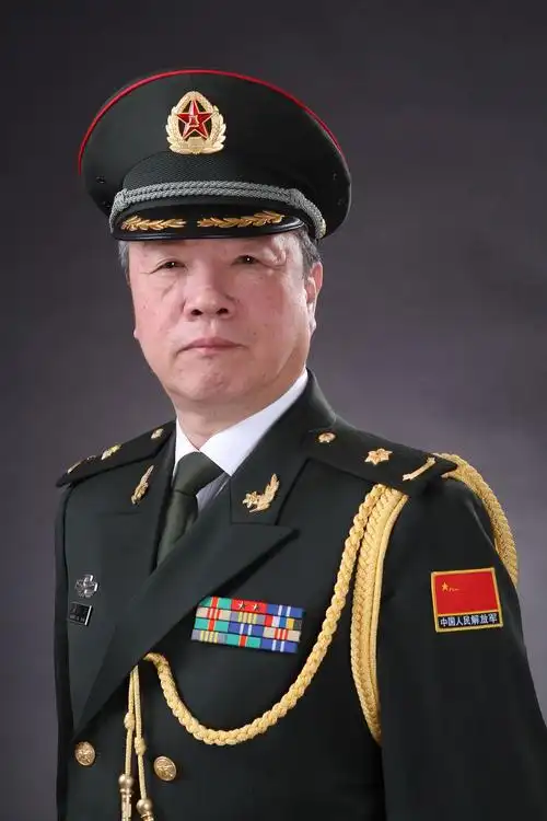 励精图治为麻醉  铁骨铮铮军医魂