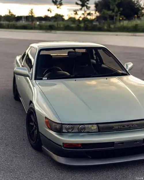 血统最"纯正"的日产silvia s13!