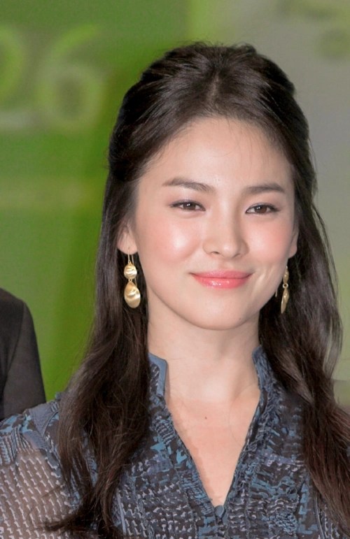 38岁宋慧乔到底有多美?看完她的"特写"照片,瞬间明白了