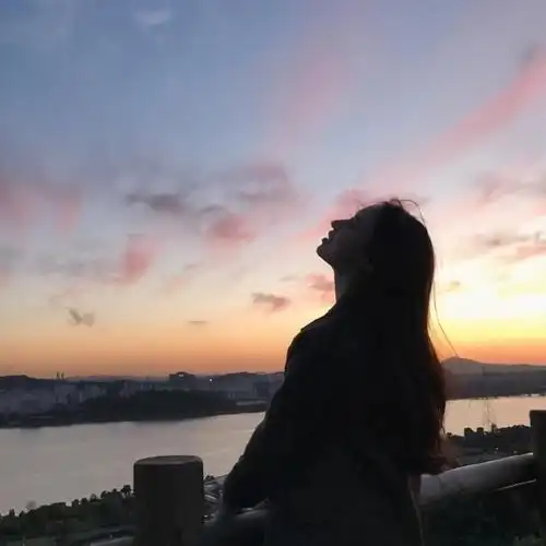 亲人突然离世,始终心怀内疚,无法走出丧亲之痛该怎么办?