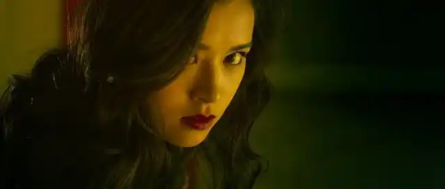 2016年,她再接再厉,在《寒战2》中出演周润发的爱徒欧咏恩,二度提名