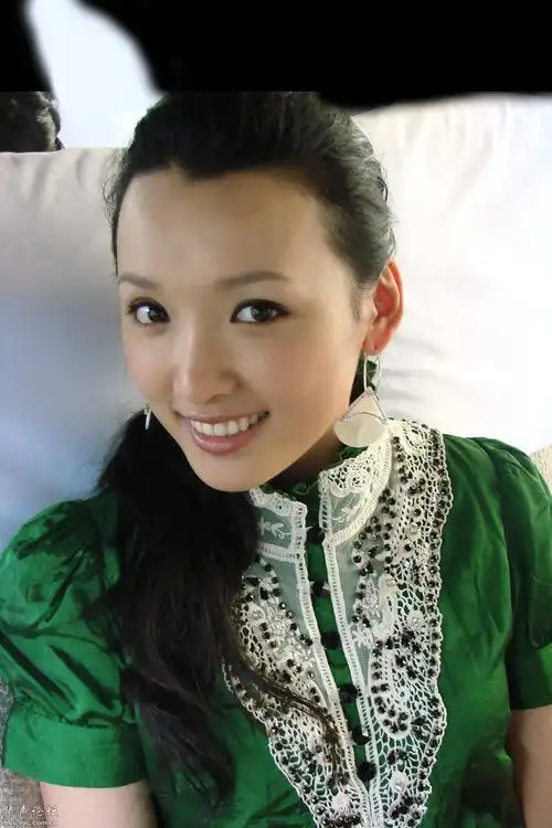 【转载】精致美女王君平