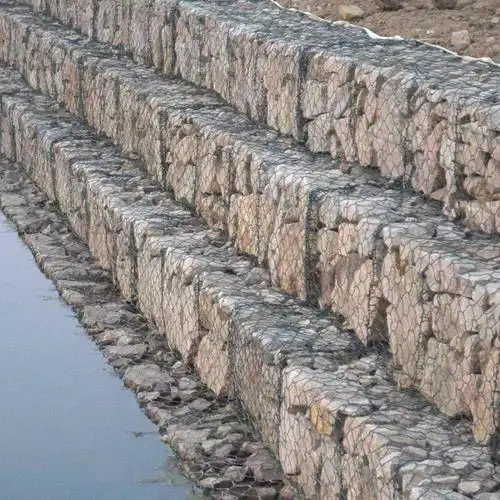 花岗岩水库护坡石 广烽石材 河岸护坡石 石块砌墙石 五莲红毛石批发