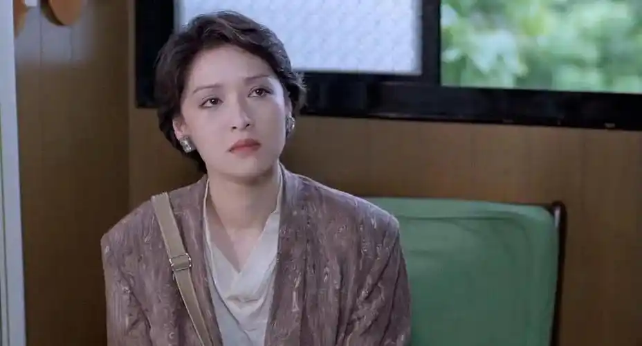 胡因梦一个即使跟林青霞合影也毫不逊色的女人