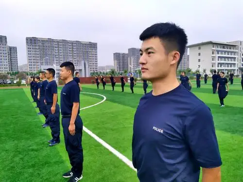 呼和浩特铁路公安局2019年新招录民警基础体能训练