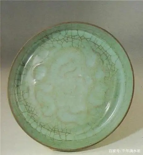 台北故宫馆藏南宋官窑瓷器荟萃