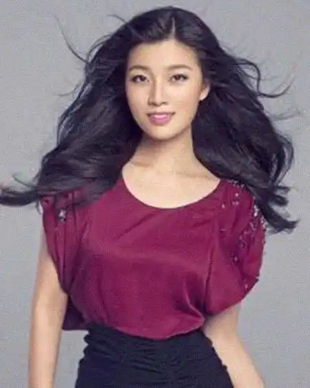 杨小曼 简历 - 名人简历